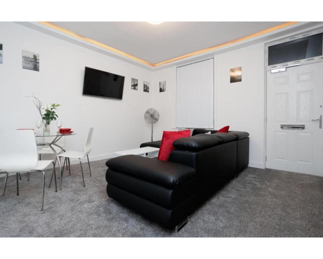 Carter House Apartments.....6 Beds In 3 Bedrooms Leeds  Dış mekan fotoğraf